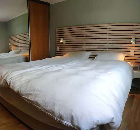 Cheerful 2-person home with large outdoor area