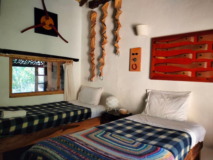 تمثال الغرفة رقم1