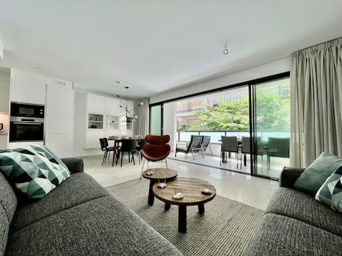 Popular Airbnb listing: Casa del Cine, home away from home in Fuengirola