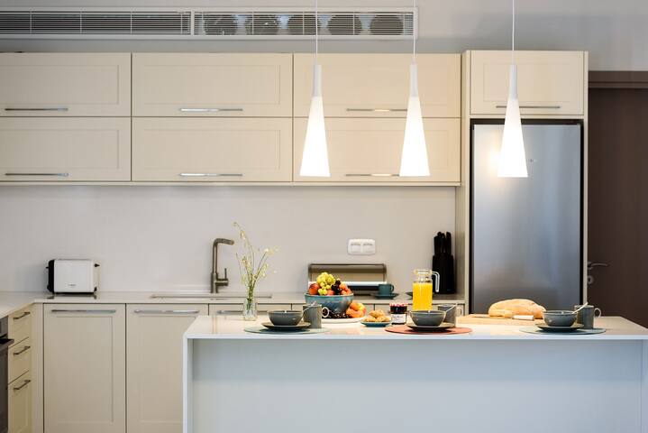 Villa Rocks with scenic views and swimming pool gallery image 4