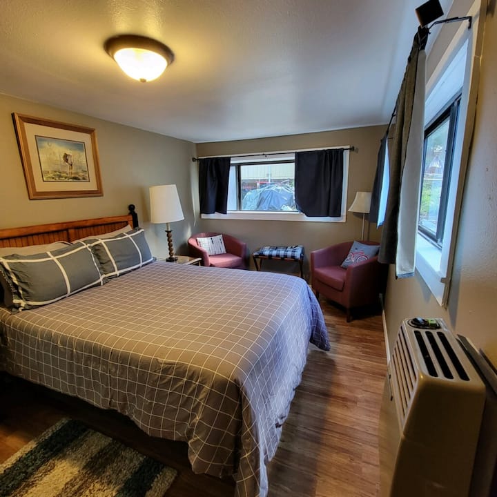 Druhá spálňa s manželskou posteľou.