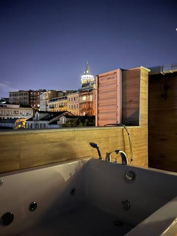 Amazing Duplex,3 Unit,4 BEDROOM,3 BATHROOM,JACUZZI gallery image 4