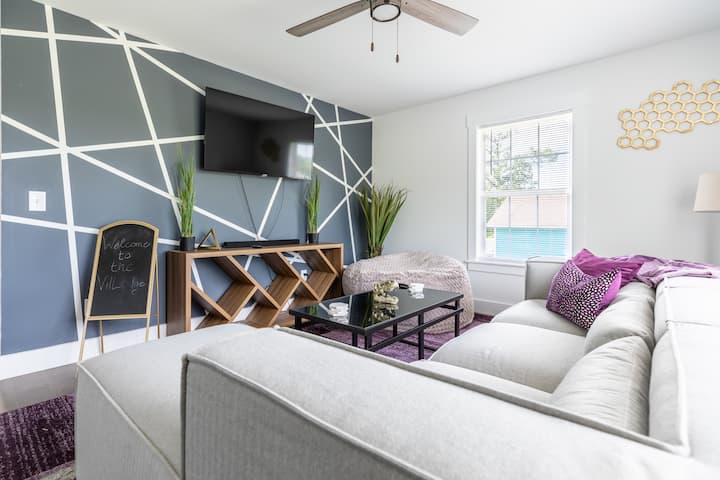 Модерно, просторно и подходящо за домашни любимци – идеално за отдих след приключения на открито.