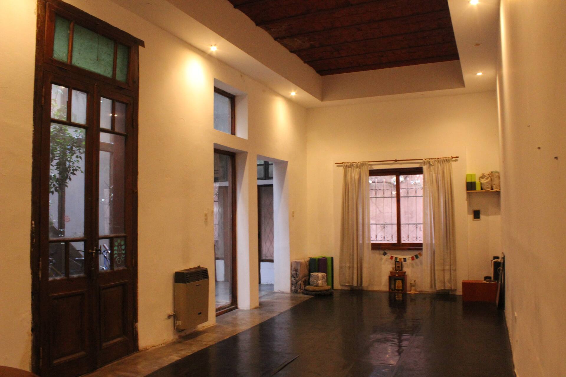 PH-style home with yoga room in Chacarita