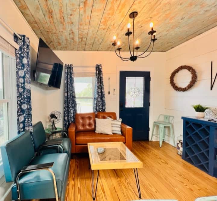 Book Haven 2br By Fairgrounds/blue Bell Creameries - Brenham, TX