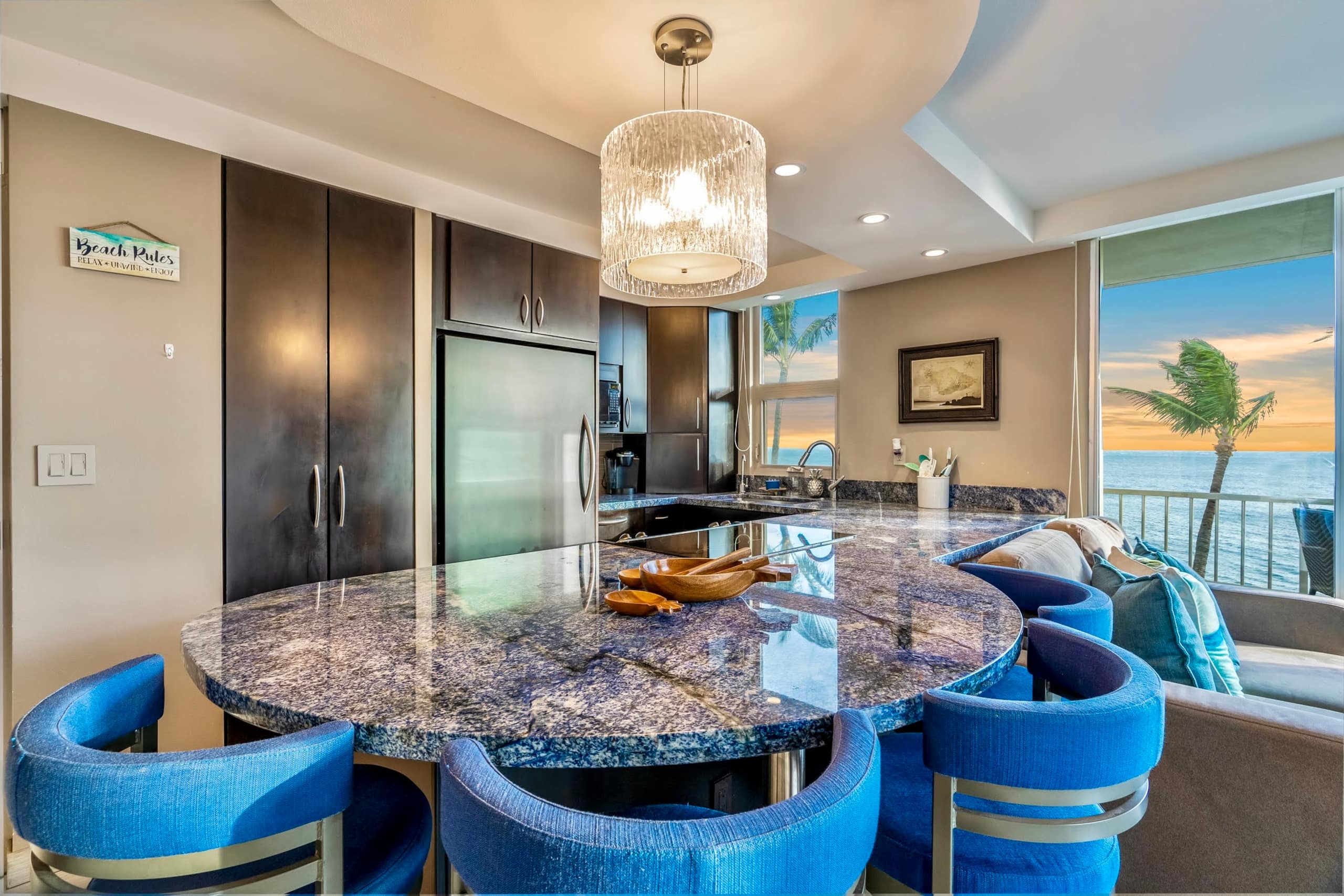 Ocean Front With Ocean View! AC, King Bed, 2 Bath! - Image 5