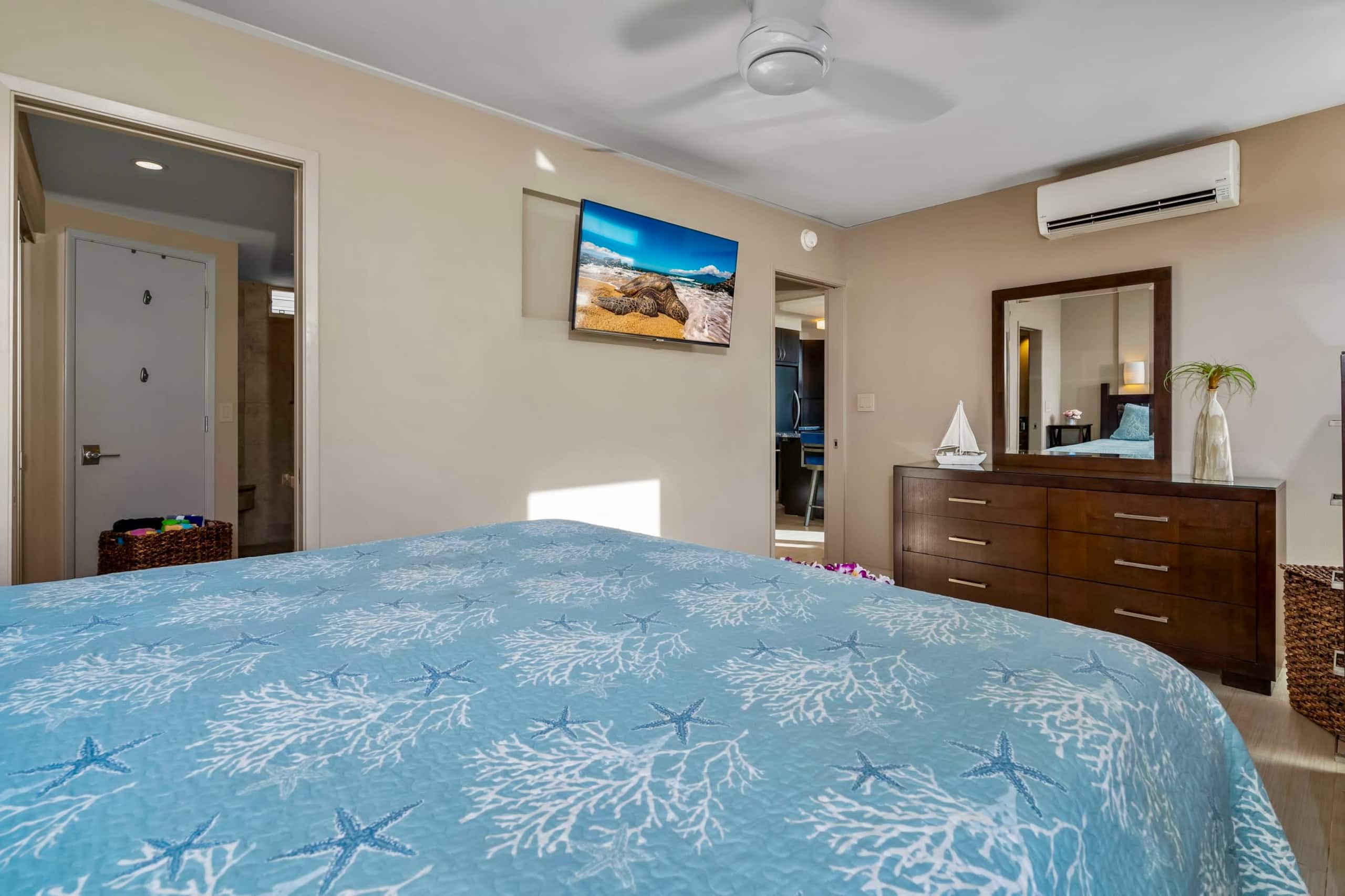 Ocean Front With Ocean View! AC, King Bed, 2 Bath! - Image 9