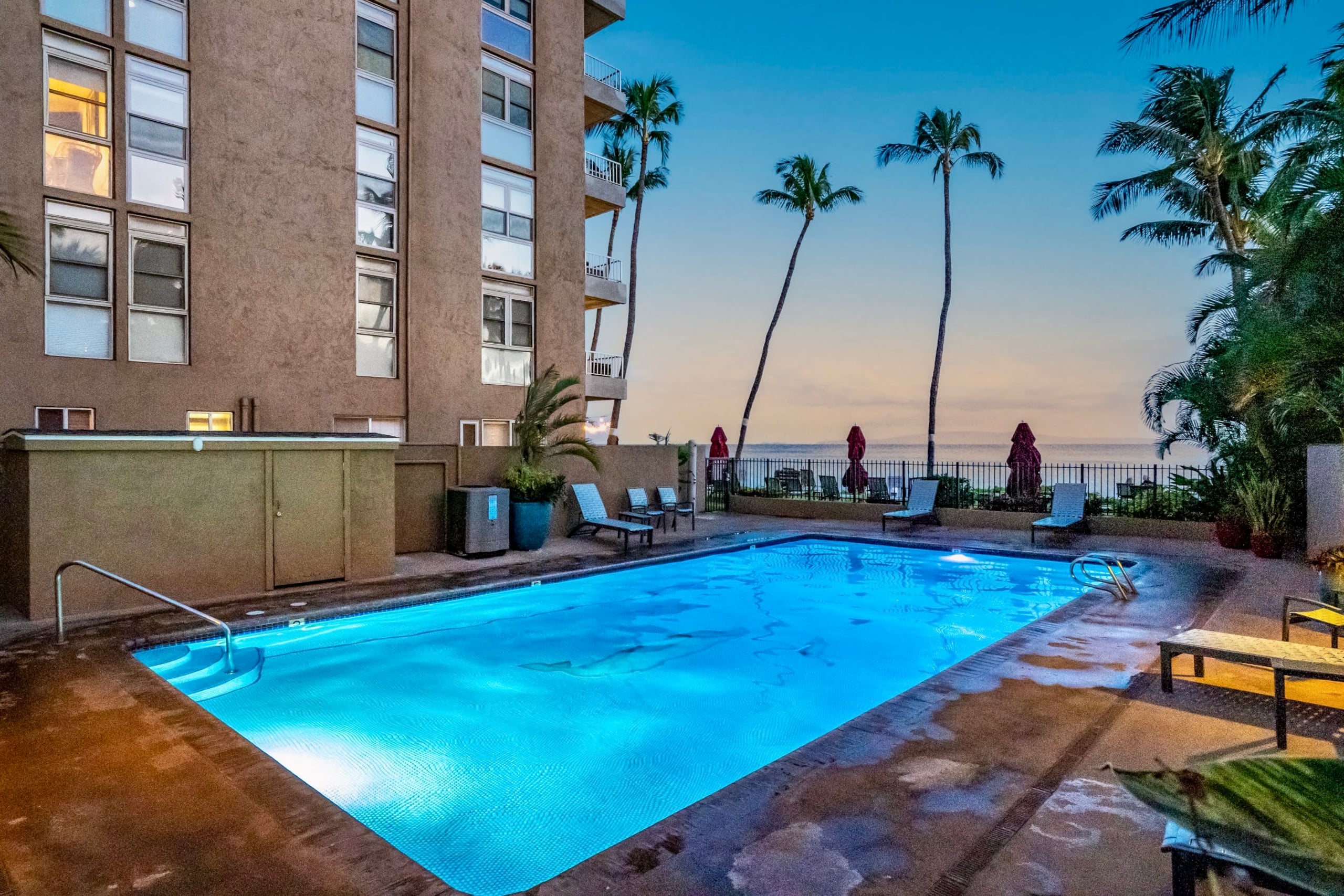 Ocean Front With Ocean View! AC, King Bed, 2 Bath! - Image 26