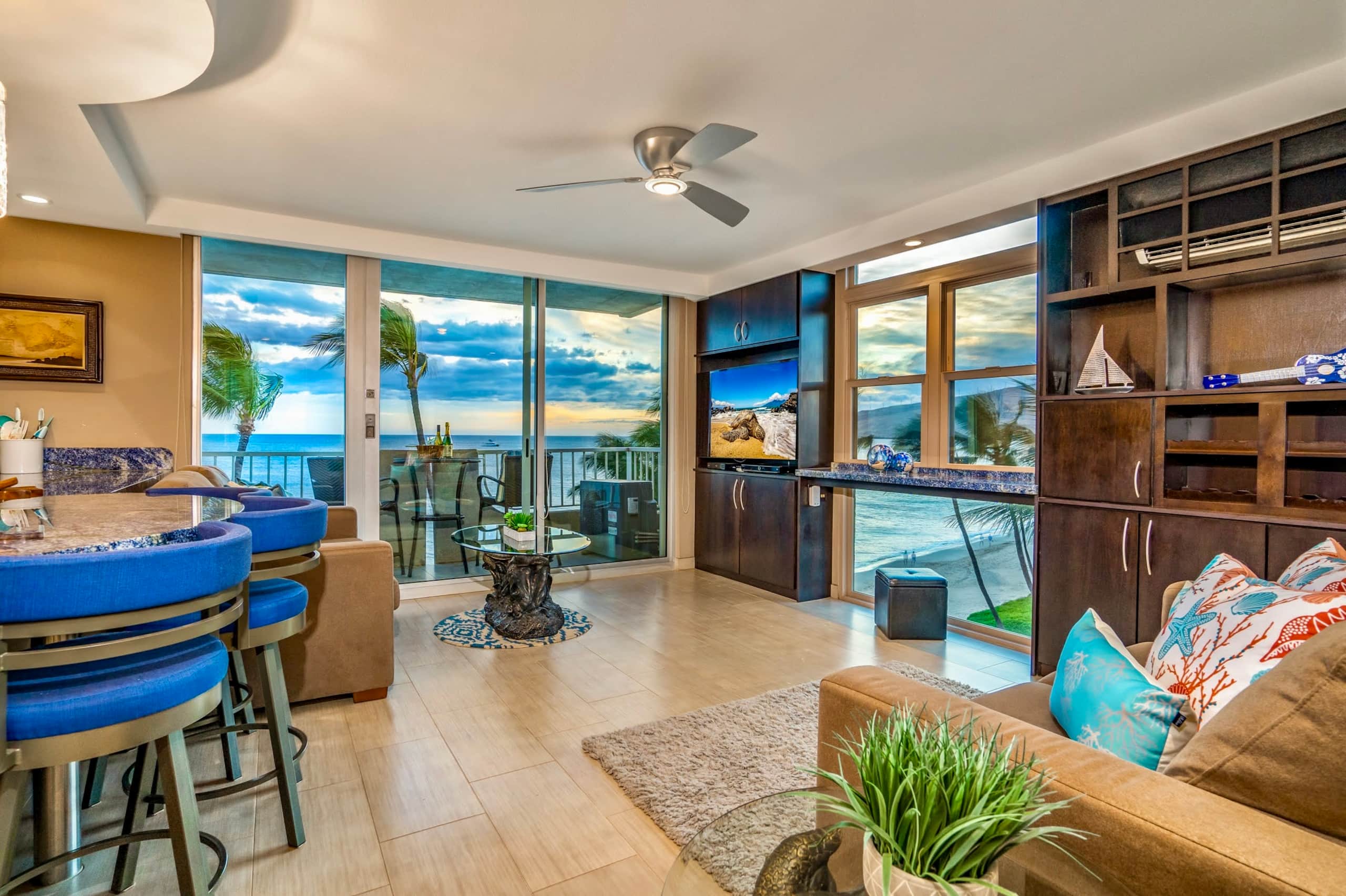 Ocean Front With Ocean View! AC, King Bed, 2 Bath! - Image 1