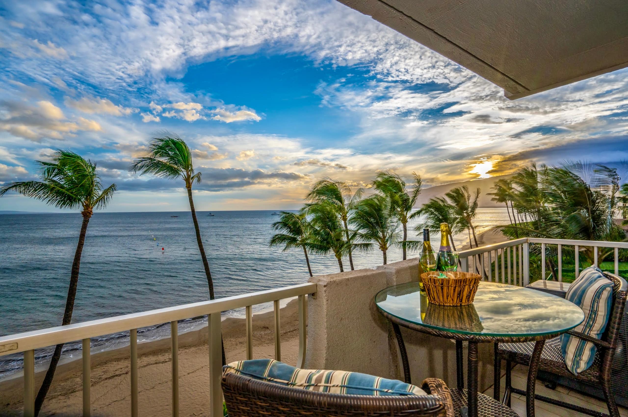 Ocean Front With Ocean View! AC, King Bed, 2 Bath! - Image 19