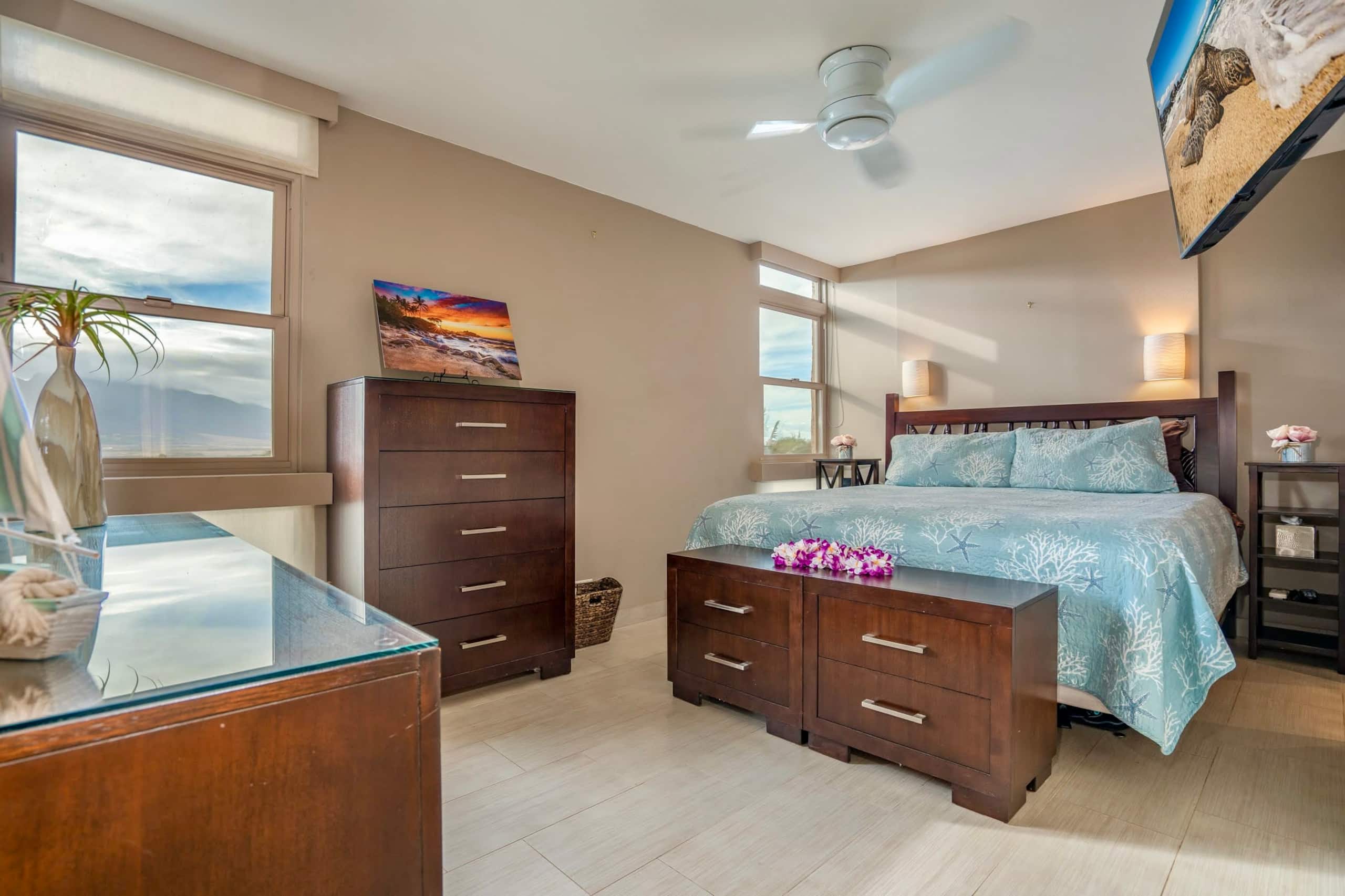 Ocean Front With Ocean View! AC, King Bed, 2 Bath! - Image 8