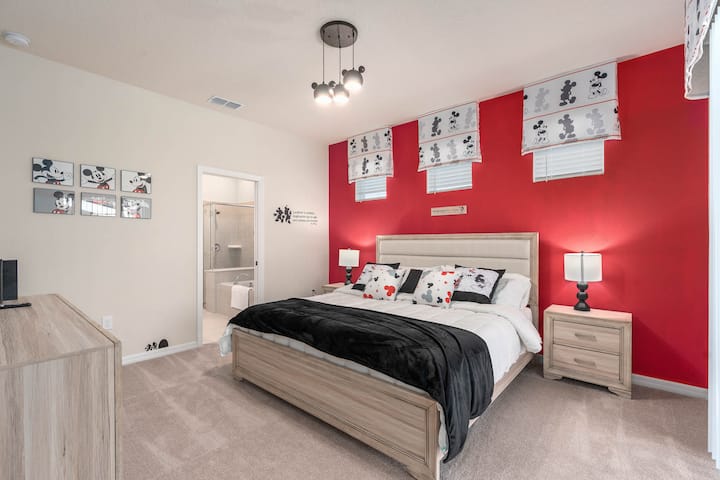 Hlavná spálňa Mickeyho 