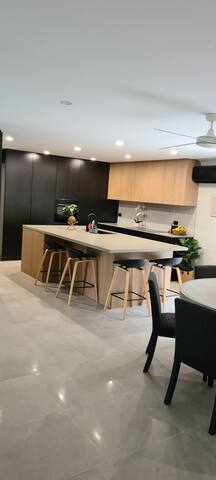 Peregian Beach Retreat gallery image 4