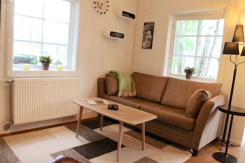 Top Airbnb: Your own Lakeview house - with swimming pool in Sigtuna