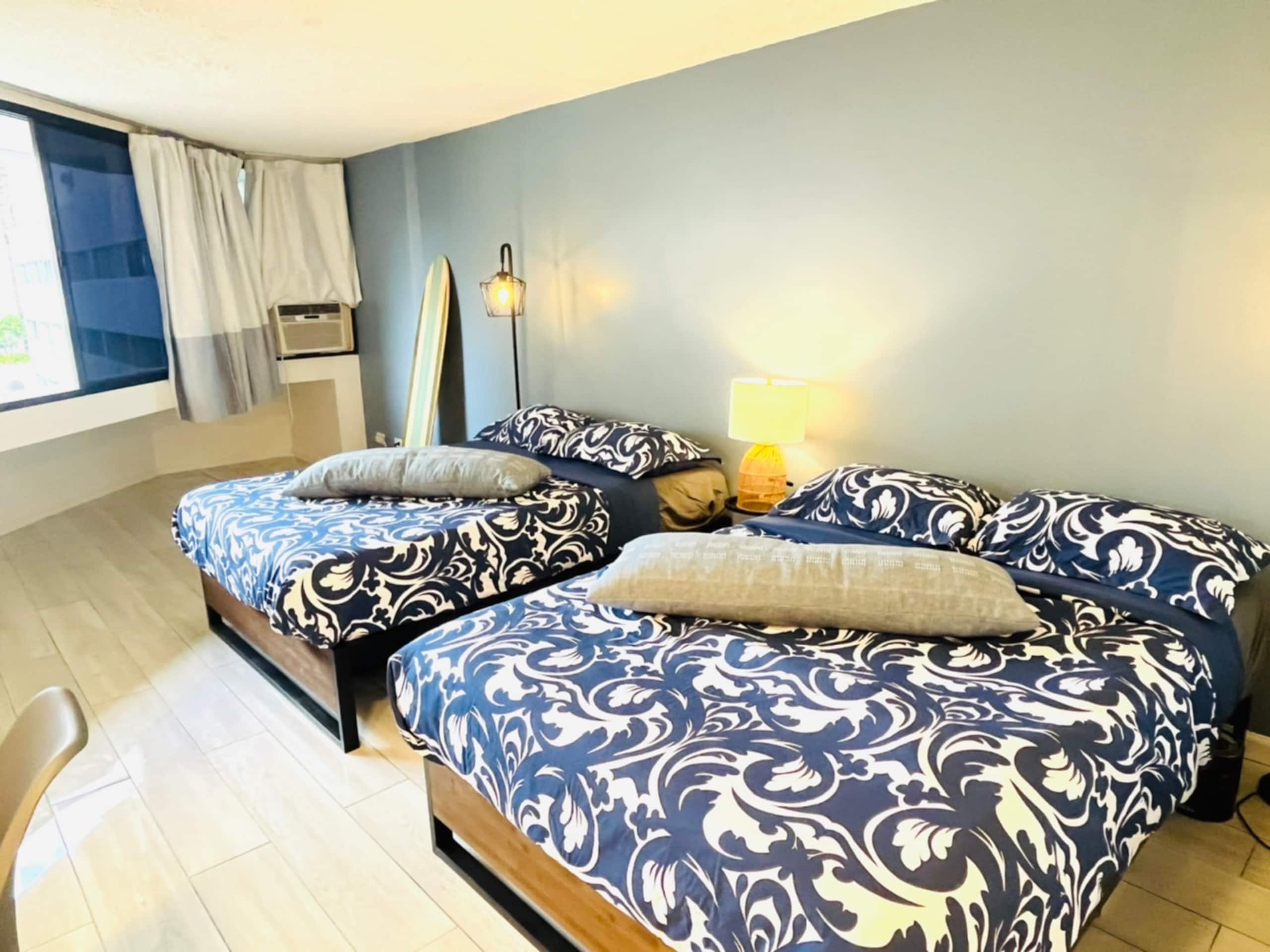 Condo in Honolulu · ★4.68 · 1 bedroom · 2 beds · 1 private bath - Image 15