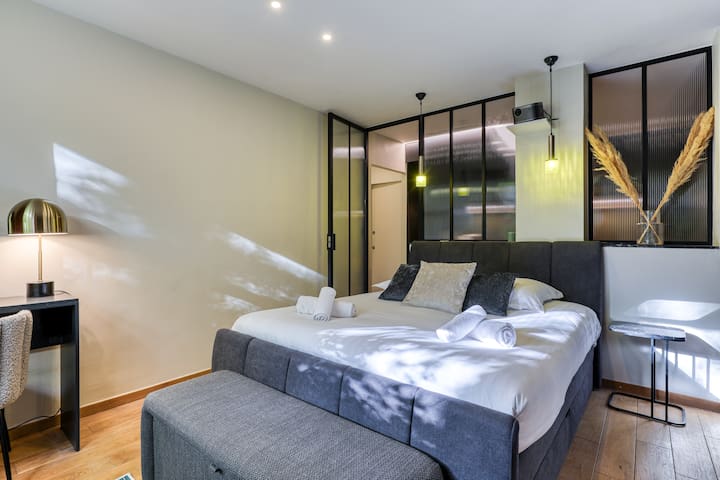 Les Sept Logias managed Airbnb listing 2
