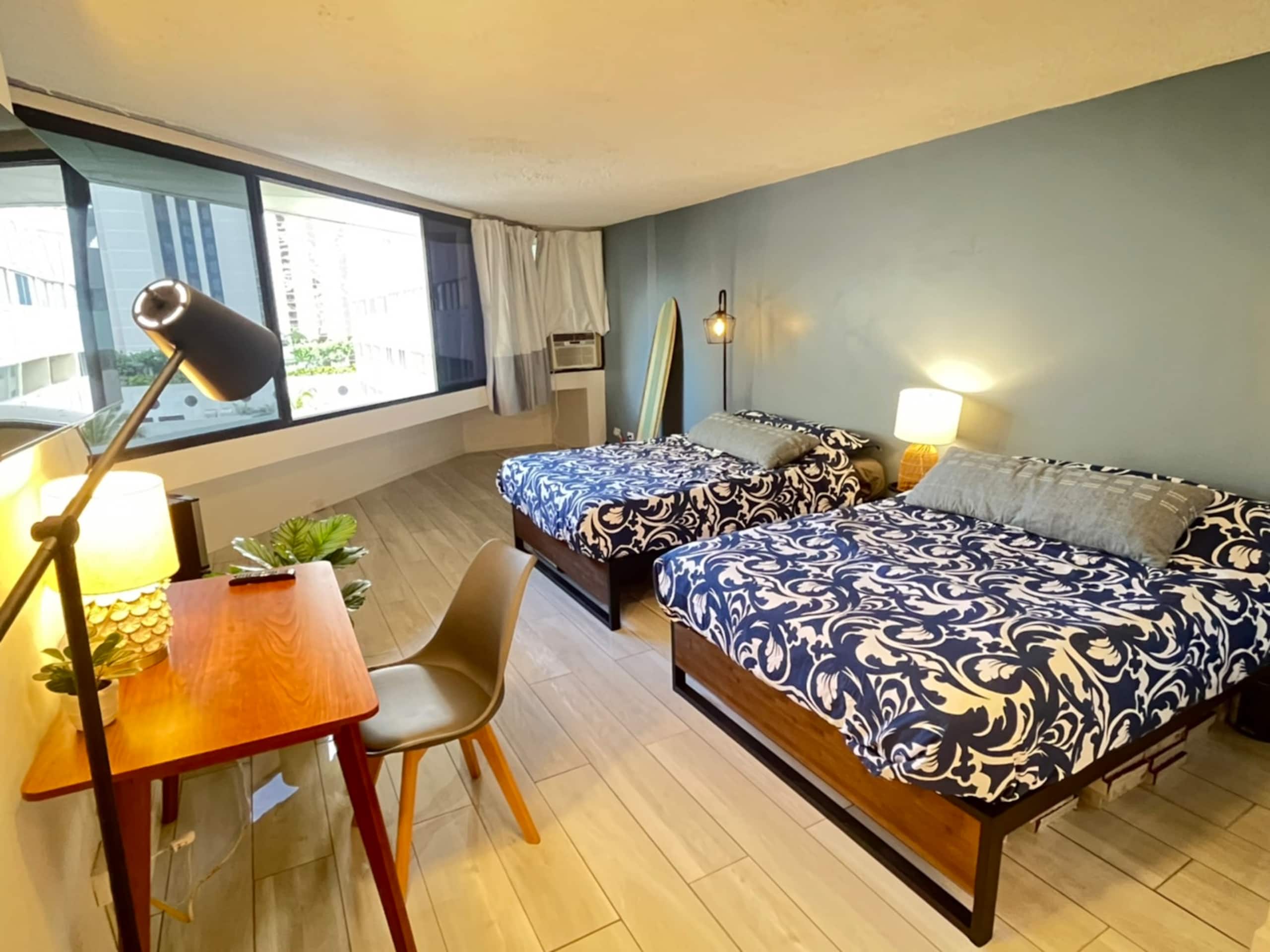 Condo in Honolulu · ★4.69 · 1 bedroom · 2 beds · 1 private bath - Image 16