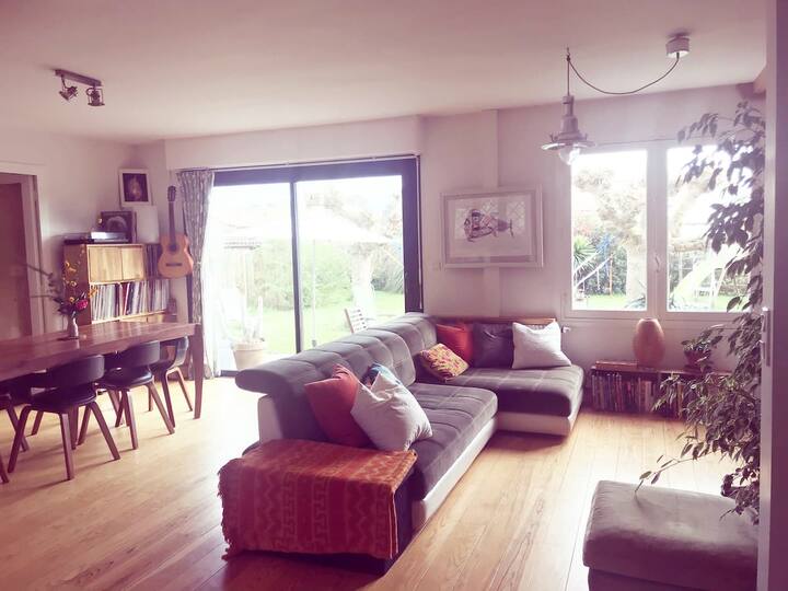 COZY HOUSE with large garden Houses for Rent in Léon, Nouvelle