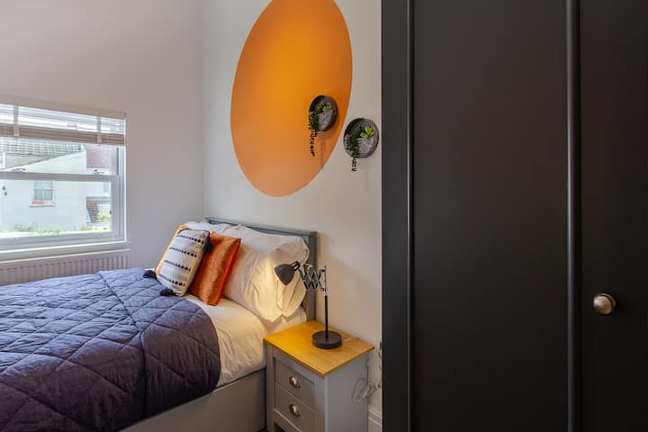 საძინებელი 2