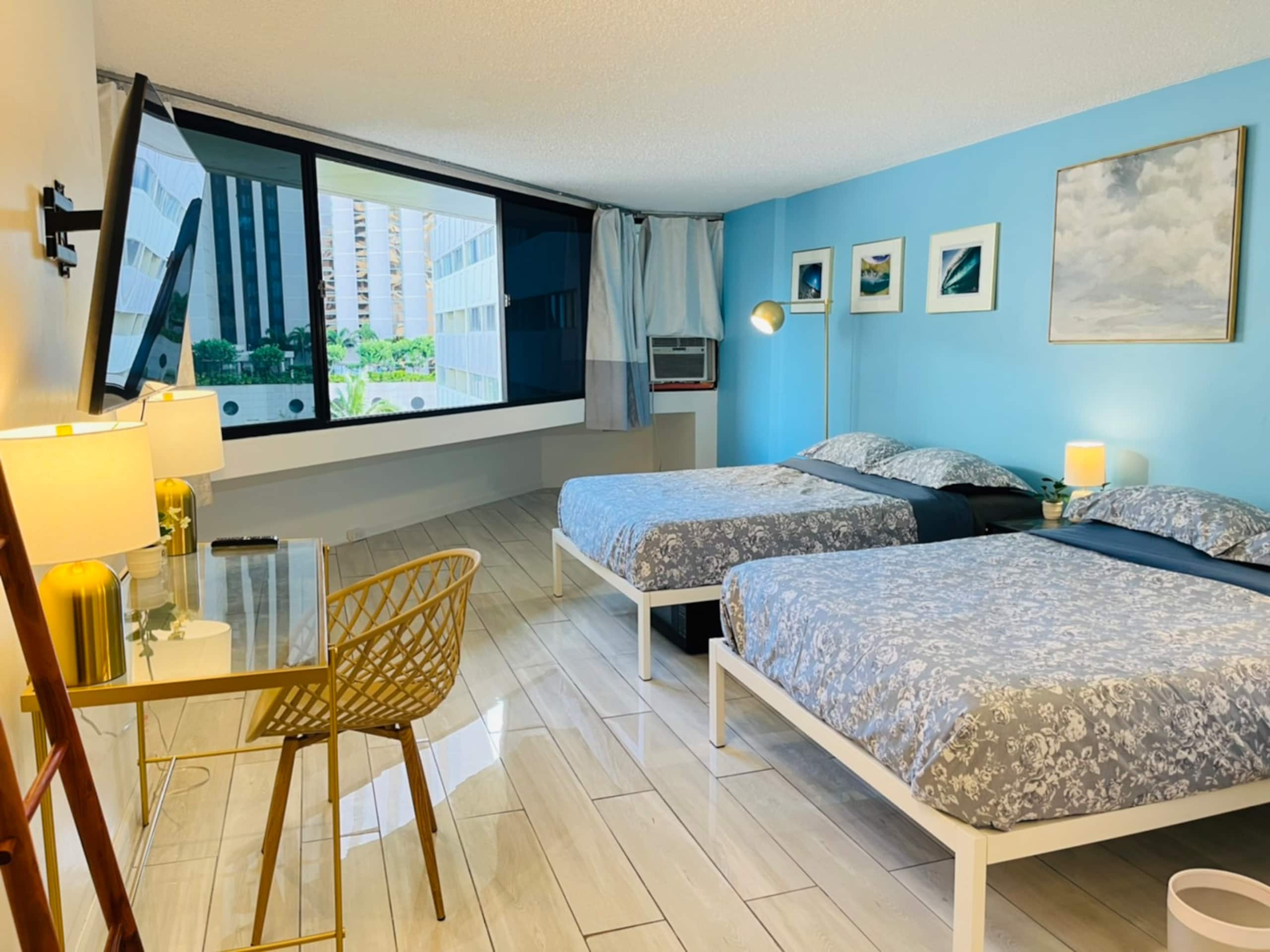Condo in Honolulu · ★4.65 · 1 bedroom · 2 beds · 1 private bath - Image 19