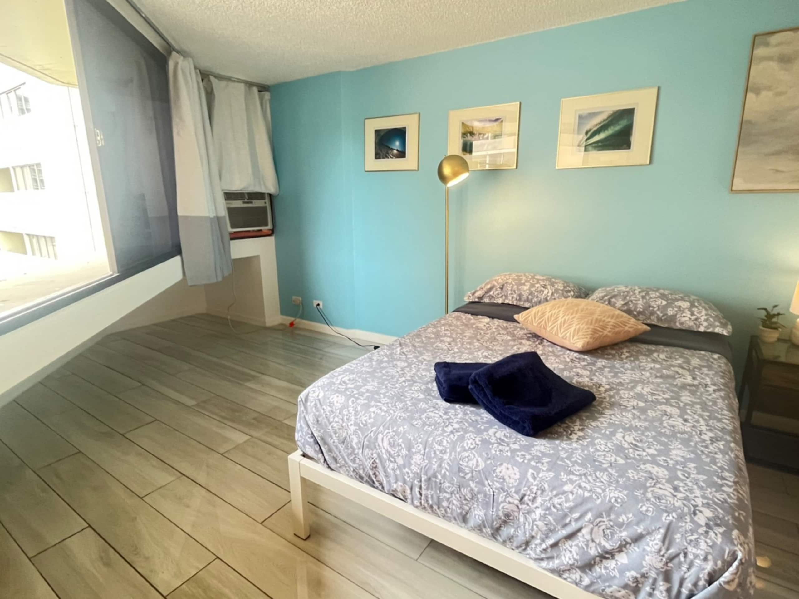 Condo in Honolulu · ★4.65 · 1 bedroom · 2 beds · 1 private bath - Image 13