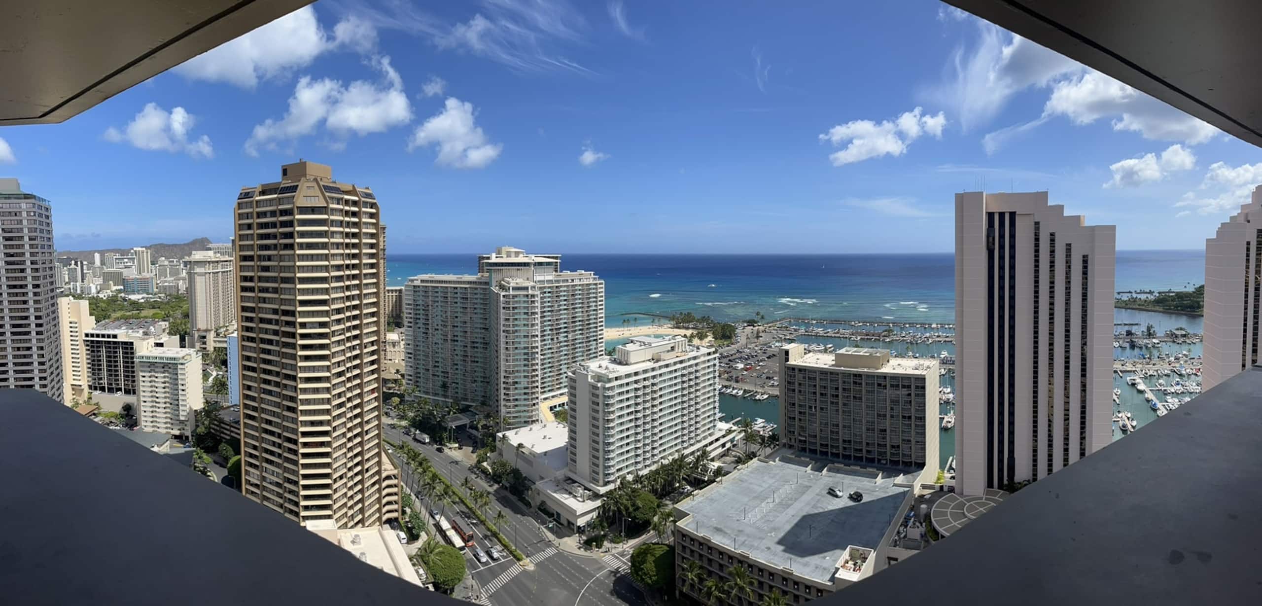 Condo in Honolulu · ★4.87 · 1 bedroom · 2 beds · 1 private bath - Image 27