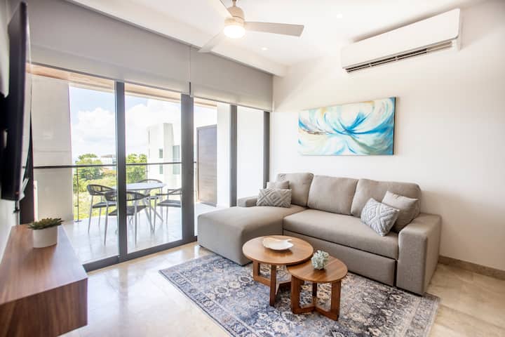 New Condo! Special Summer Rate! Pool, Gym And More - Playa del Carmen
