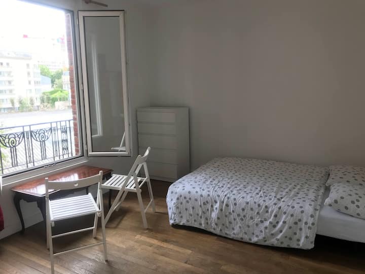 29m2 calm and security in Clichy Paris Flats for Rent in Clichy, Île