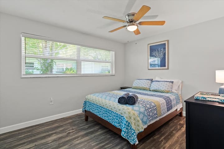 Რა საყვარელი ოთახია!