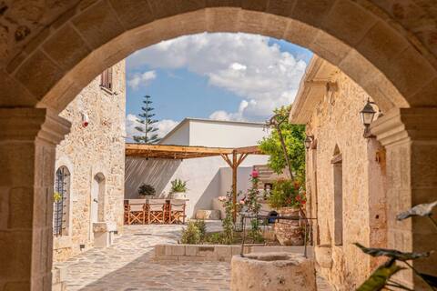 Antama: Restored Village Stone House - Pool & BBQ