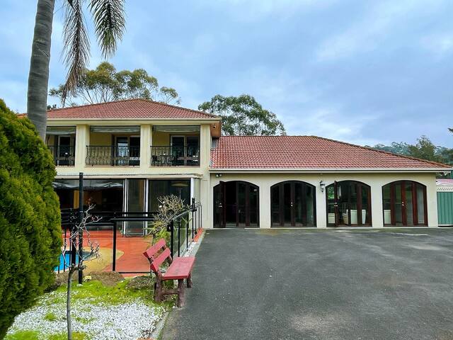 Resort style farm stay gallery image 3