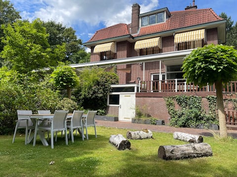 Trendy villa with lovely secluded garden