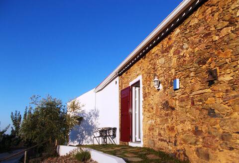 Pretty stone cottage