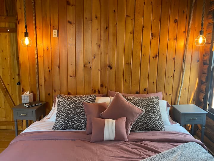 12 Best PetFriendly Cabins In The Berkshires, Massachusetts Updated