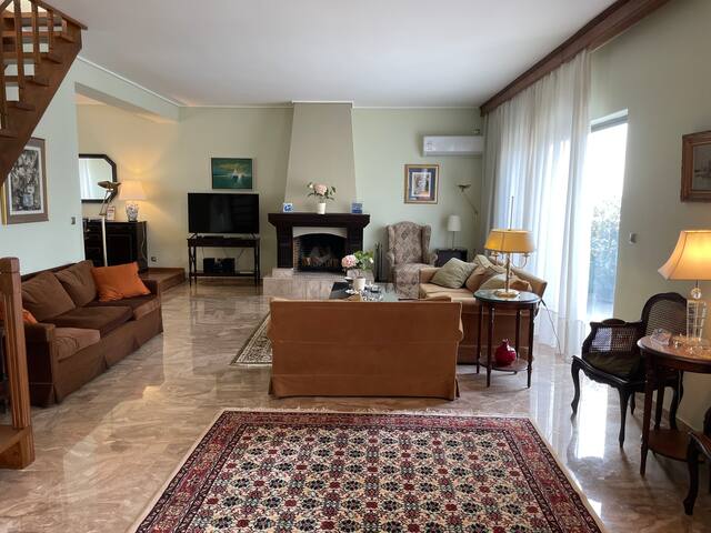 Athens Neos Kosmos Penthouse, city and sea view gallery image 3