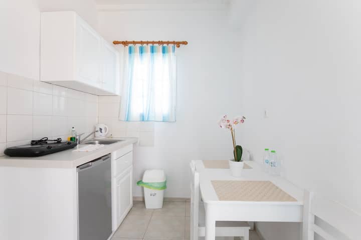 Apartment For 2 In Ornos - Steps From The Beach - Mykonos