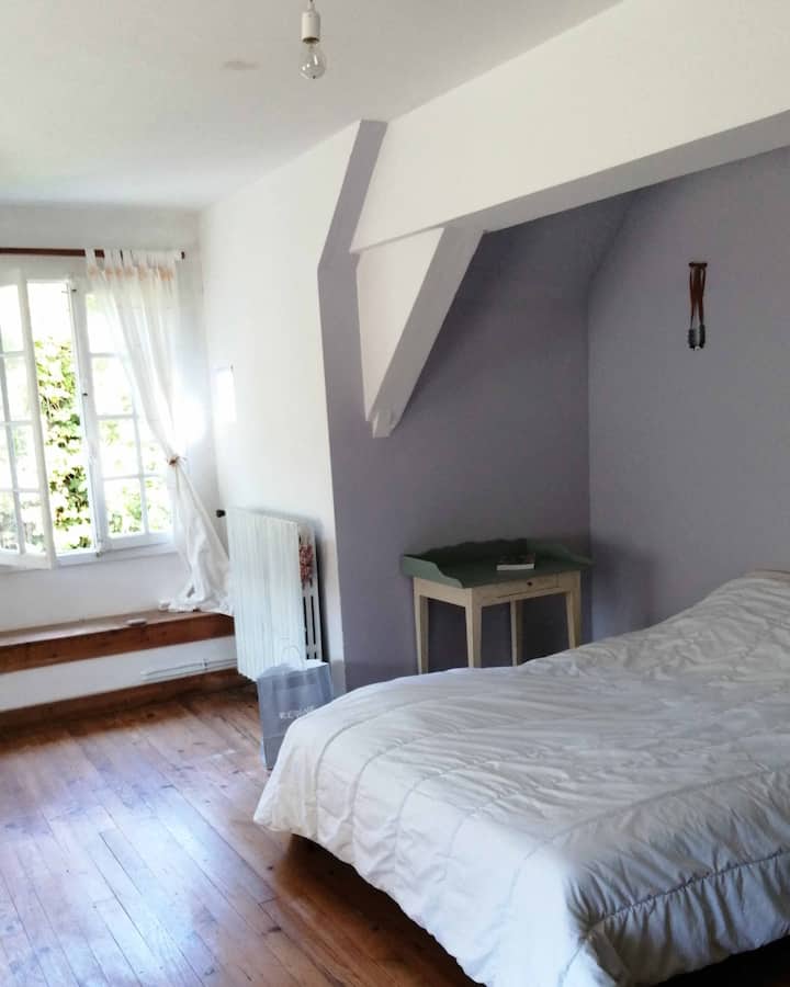 chumba cha kulala sehemu 2 na kitanda 1 sehemu 1