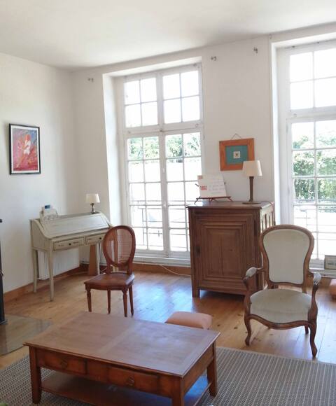 Top performing Airbnb: Blanche's house in La Hague