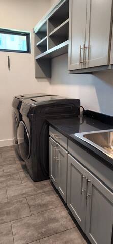 Gem in the TCU neighborhood. gallery image 5