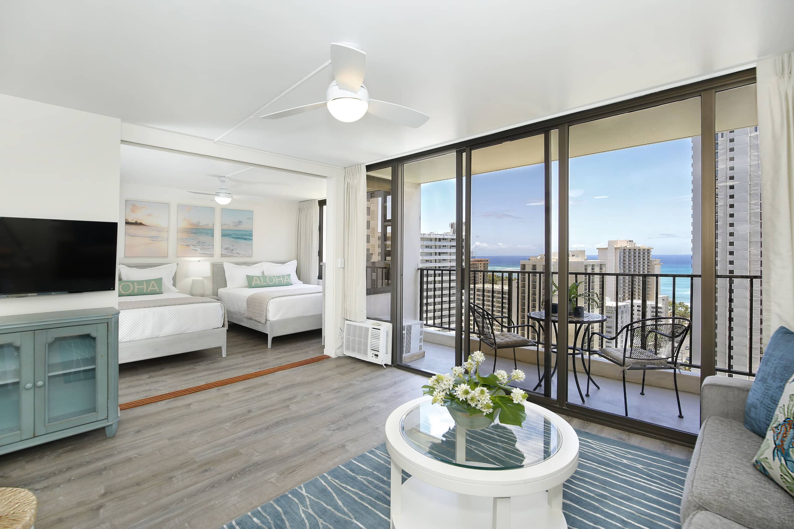 Condo in Honolulu · ★4.83 · 1 bedroom · 3 beds · 1 private bath - Image 1