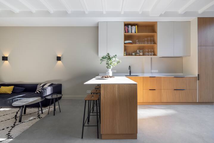 Stijllvolle familie woning, 3 verdiepingen sauna gallery image 3