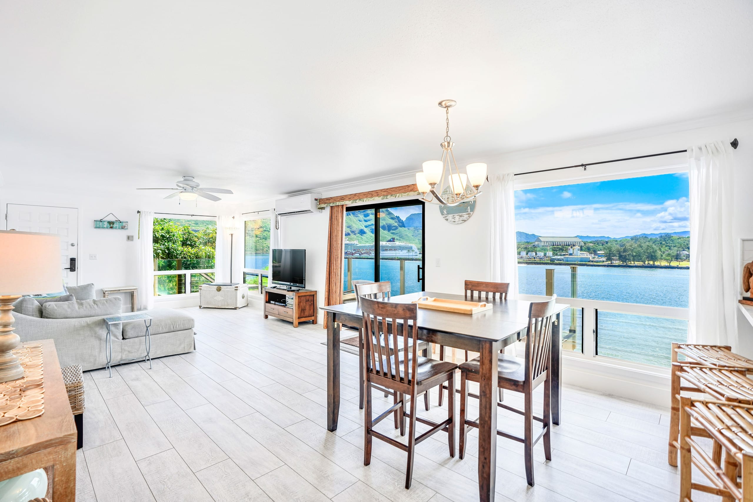 Private Cliffside Ohana Retreat at Kalapaki Beach - Photo 23