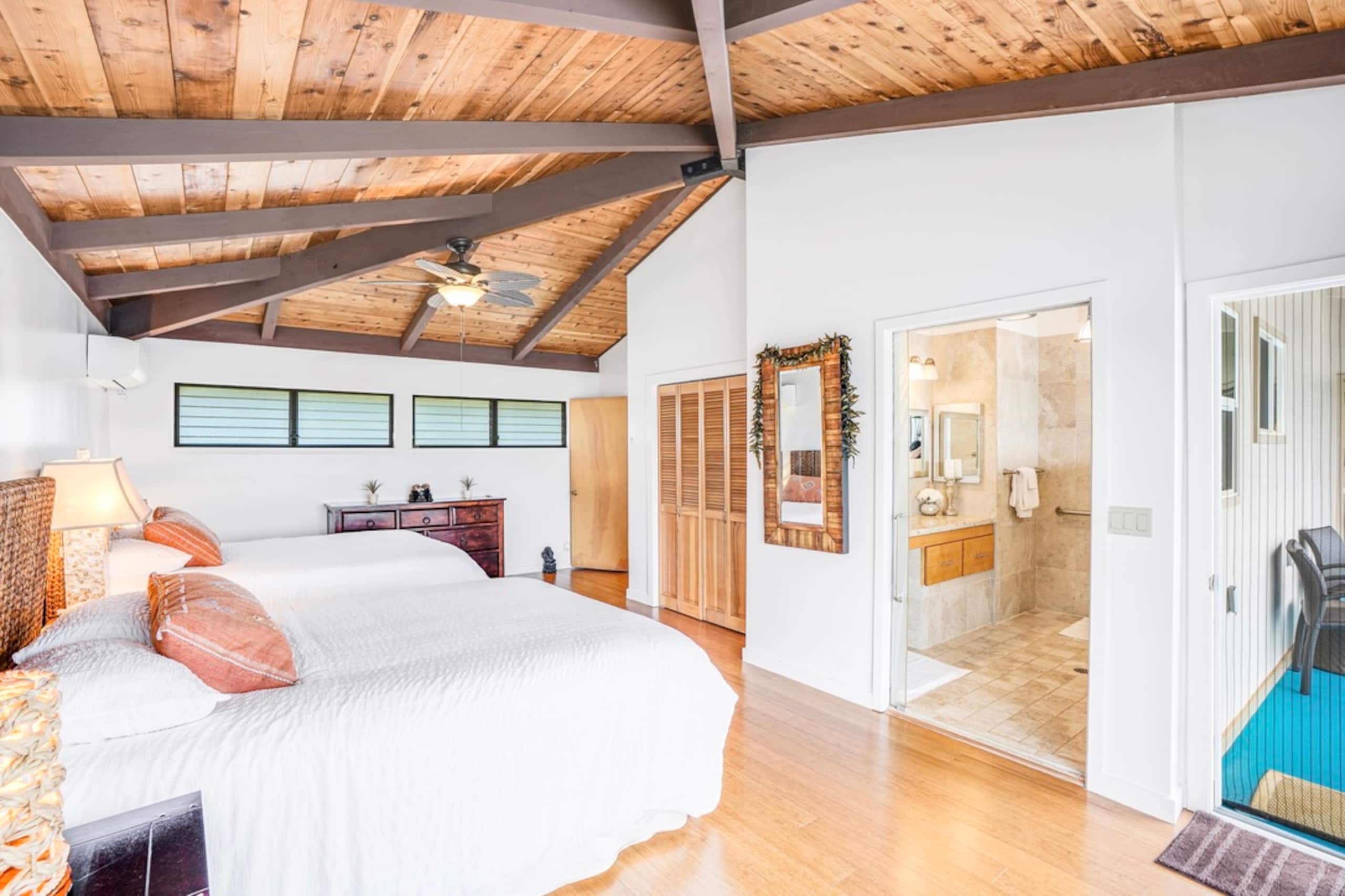 Private Cliffside Ohana Retreat at Kalapaki Beach - Photo 32