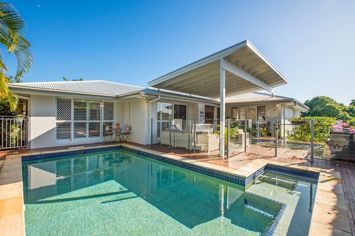 Coastal Retreat – Resort Style Family Home