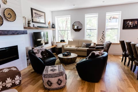 Luxurious, downtown loft with a warm, family feel