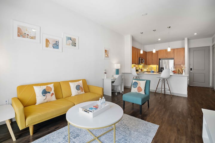 Cozy Condo -Downtown -Free Parking