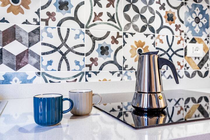 Querini Suite-Balcony on canal, close to San Marco gallery image 2