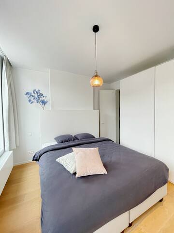 Jacob’s Getaway – Spacious App – City Center gallery image 2