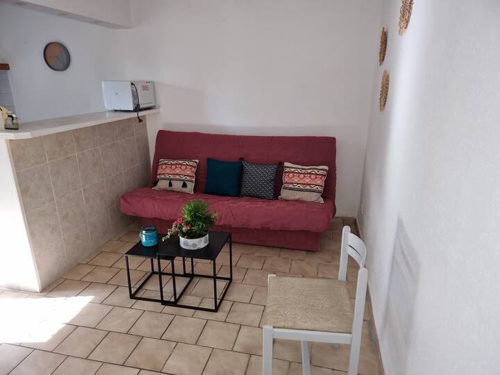 Logement Au Calme Avec Extérieur Et Spa - Pont-Saint-Esprit