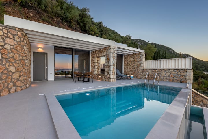 Beautiful Villa Omega With Private Pool - Lefkada